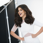 Selena Gomez Brille Dans Son R Le De Nouvelle Ambassadrice Pour Pantene